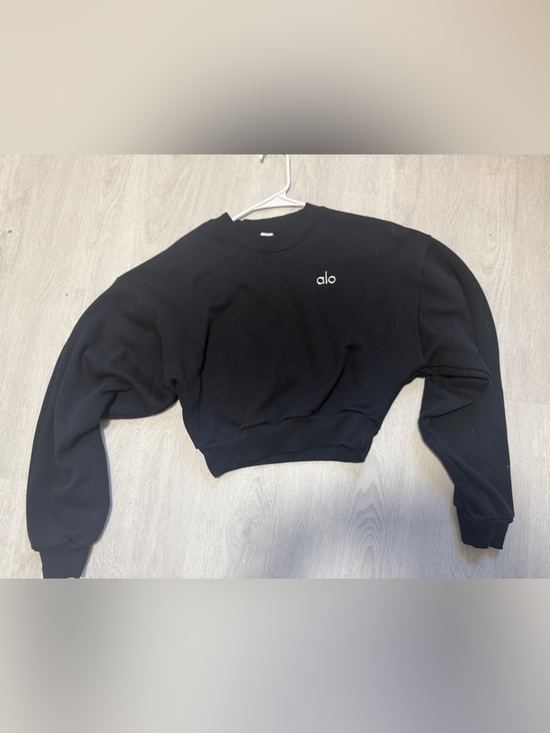 ALO Yoga Tops - ALO Yoga Black Crewneck Sweatshirt